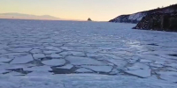 В бухте Гертнера Охотского моря произошел разлом ледового поля - Kolyma.Ru