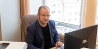 После возвращения из зоны СВО многодетный отец Юрий Шилун продолжает работу в управлении по вопросам региональной безопасности - Kolyma.Ru