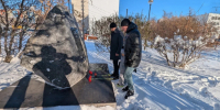 В Магадане почтили память сотрудников органов внутренних дел России, погибших при исполнении служебных обязанностей - Магаданская областная Дума