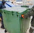 Новые евроконтейнеры взамен старых металлических устанавливают в Магадане - Мэрия города Магадана