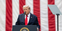 Трамп рассказал о гибели гвардейца при стрельбе у дипмиссий в Вашингтоне - MagadanMedia.Ru