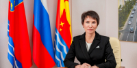 Лариса Поликанова: Сегодня мы чествуем людей, чьи имена навсегда вписаны в летопись отечественной истории - Мэрия города Магадана
