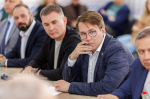 Губернатор Колымы обсудил с депутатами «Единой России» итоги сессии, летнюю работу в округах и подготовку к выборам