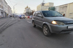 В Магадане госавтоинспекторы устанавливают обстоятельства ДТП на улице Пролетарской, в котором пострадал мотоциклист